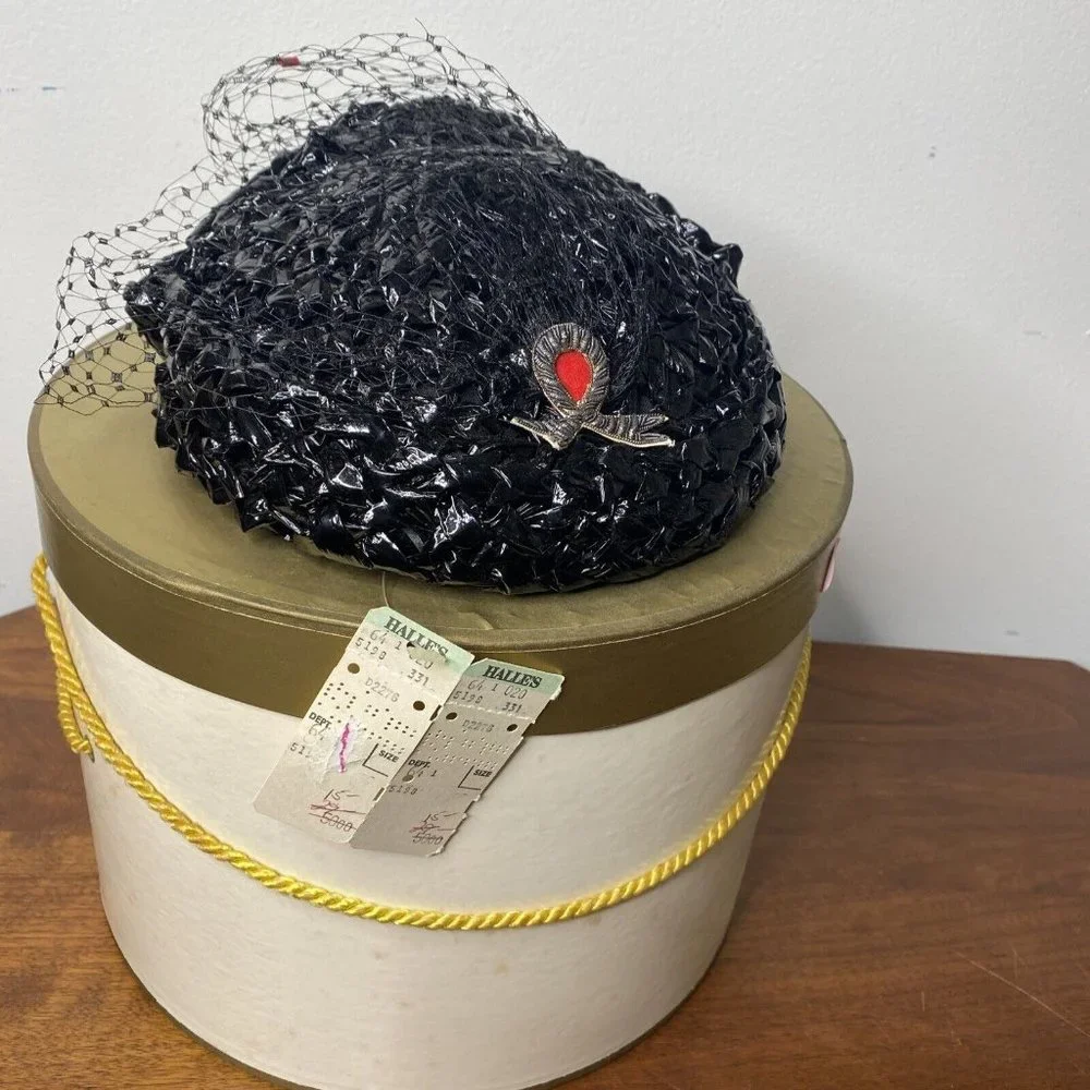 Chanda Boutique Black Hat Red pin Straw Netting Lined Combs Pillbox Hat Vintage
